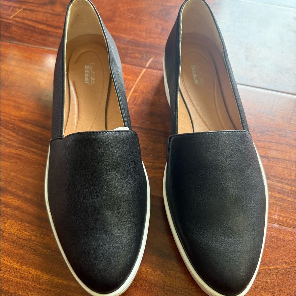 Clarks Beatrice Black Leather Slip-On Flats | Size 9M | Comfort Walking Shoe